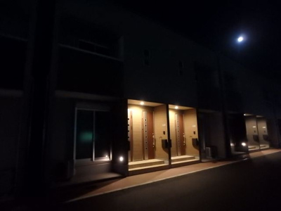 【外観】 | フラットB | 夜