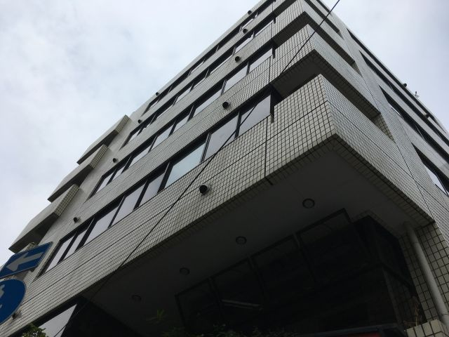 上野不二ビルの外観