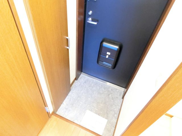 アンプルールクラージュサピエンスの玄関
