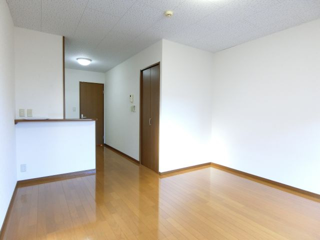 アンプルールクラージュサピエンスの洋室