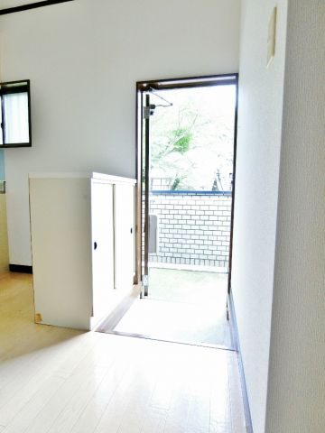 アフェールＪ森の玄関