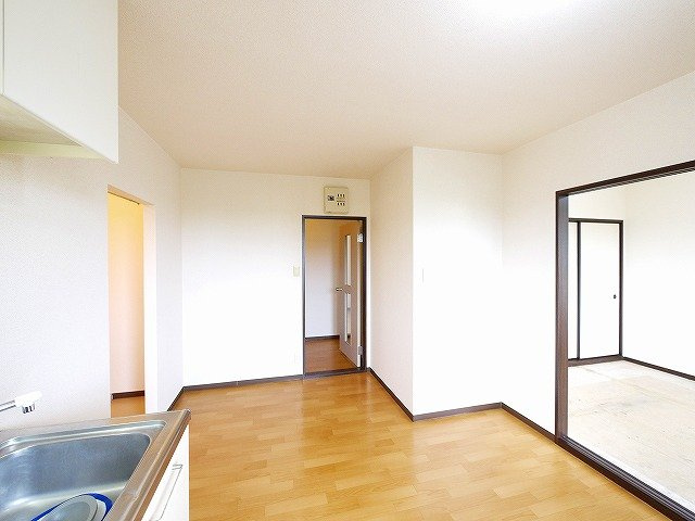 エピーメロンの居間・リビング|おしゃれな居間です