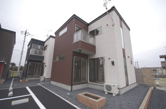 【外観】 | イメージ　他のエリアに建つ同等物件です。