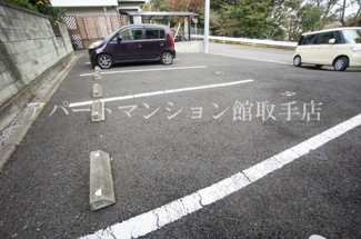【駐車場】