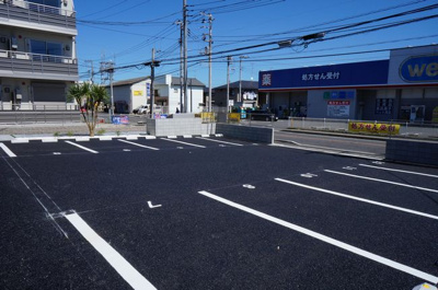 【駐車場】 | 【シャーメゾン】タオルミーナ | 駐車場も目の前に用意しました。