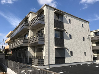 【外観】 | 【シャーメゾン】マギーヴィレ | 落ち着いた外観です。
