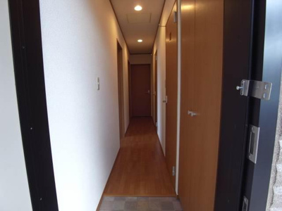 【玄関】 | レストフル | 玄関