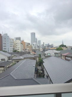 【展望】 | パークリュクス渋谷西原　4階バルコニーからの景色です。見晴らしもよく、風通しもよさそうですね。
