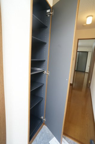 パルテールの玄関