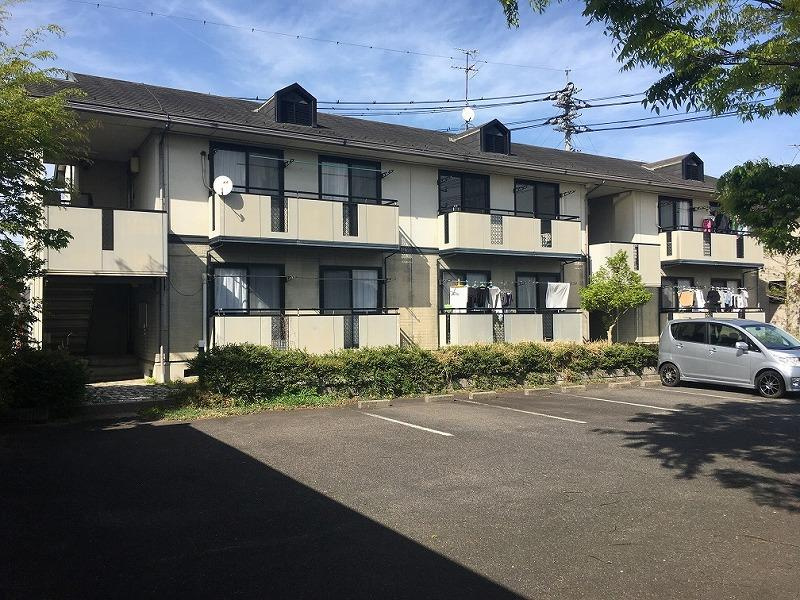 クレールパストラルN棟の外観