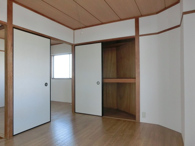 大阪市淀川区田川北３丁目の賃貸マンションの居間・リビング