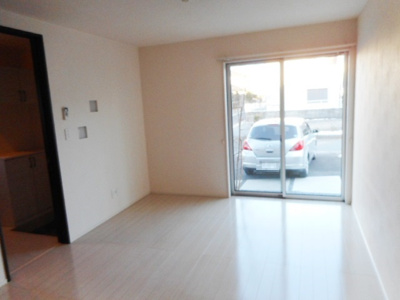 【居間・リビング】 | ガーデンヒルズ西原