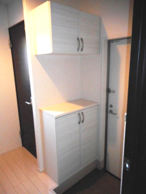 【玄関】 | ガーデンヒルズ西原