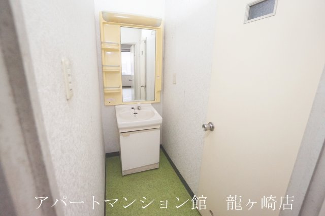 アーバンパレス竜ケ崎の洗面所
