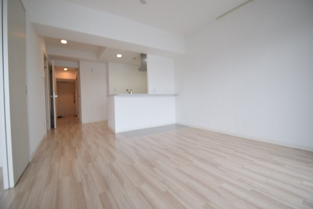 リーサ・ボニートのセキュリティ|TVモニターホン付き