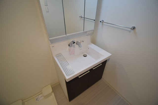 リーサ・ボニートの洗面所|独立洗面台