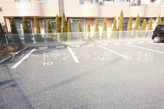 M・City壱番館の駐車場