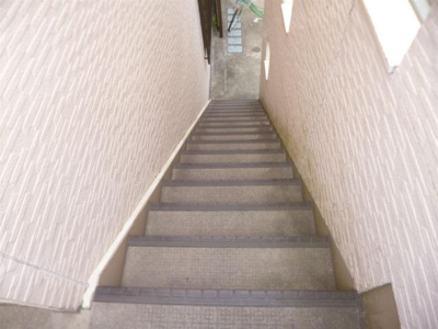 【その他共用部分】 | 秀和Ⅱハイツ | 共用階段です。