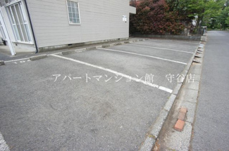 【駐車場】