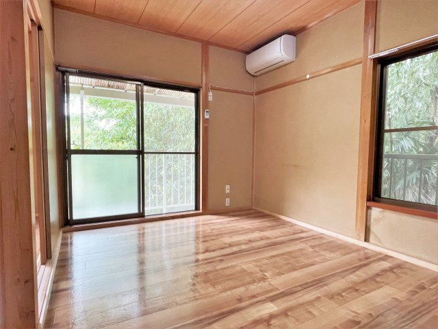 ロッキーの洋室