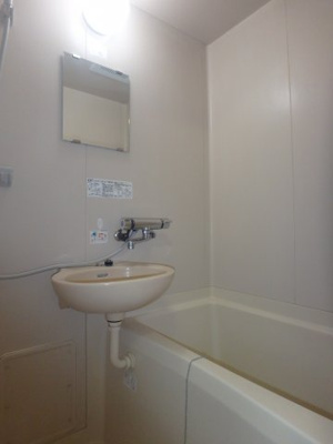 【浴室】 | ＳＫマンション | 岡山市北区今　SKマンション　1K　風呂