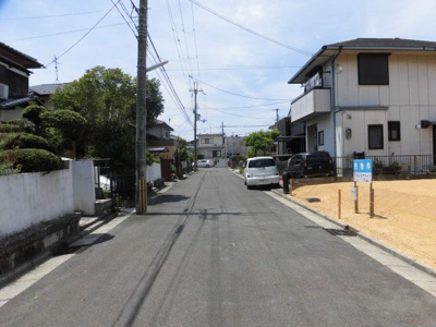【前面道路含む現地写真】 | 近江八幡市安土町下豊浦　土地