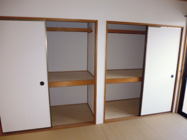 ラビアンローズＡの収納