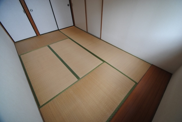 エステートモアの和室|内装イメージ：同物件の別間取り