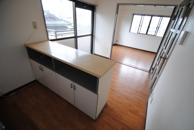 エステートモアの居間・リビング|内装イメージ：同物件の別間取り