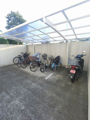 【その他共用部分】 | ガーデン南山手 | 駐輪場・バイク置場