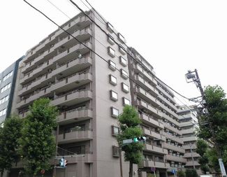 【外観】 | 横浜市営地下鉄ブルーライン「伊勢崎長者町」駅徒歩3分/JR京浜東北線・根岸線「関内」駅徒歩5分/横浜市営地下鉄ブルーライン「関内」駅徒歩8分/みなとみらい線「日本大通り」駅徒歩13分と複数路線利用可能