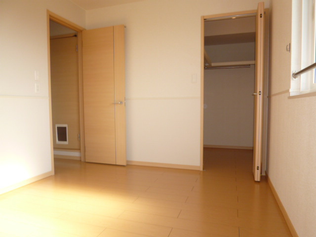 ウエスト　ヴィラの寝室|洋室