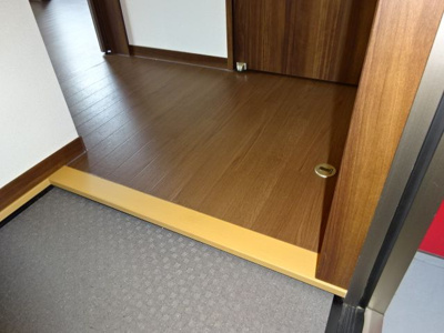 【玄関】 | セレッソ浜町C