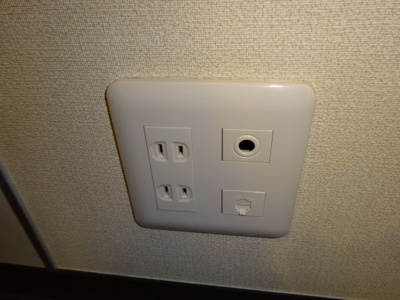 【設備】 | セレッソ浜町C | 電話モジュラー