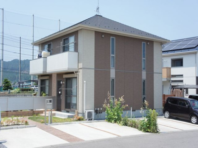 【駐車場】 | ラフィーネⅠ・Ⅱ | 駐車代込みです♪