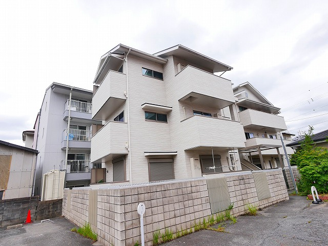 アモール三条大路B