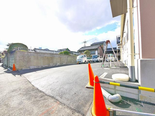 富栄テナントビルの外観