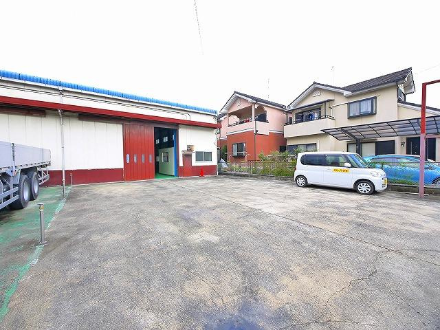 安倍木材団地　2丁目工場Ｂの駐車場