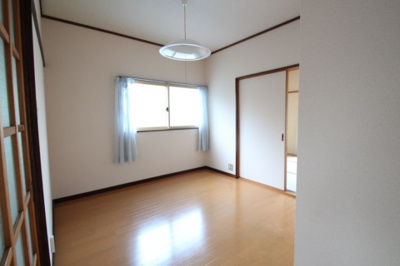 【洋室】 | コントラストC | ゆったりした洋室です