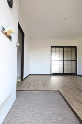 【玄関】 | 寿里マンション