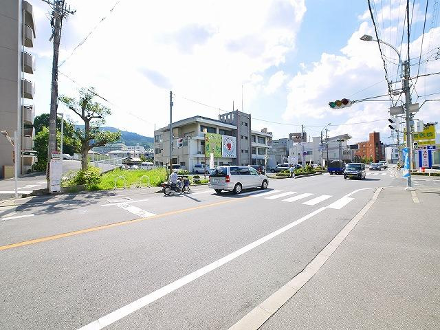 建築会館ビルの周辺
