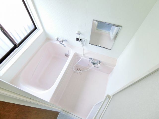 コテージ宮成の浴室