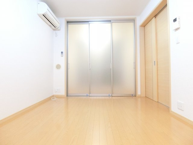 ガーデンハウスエアリーの洋室