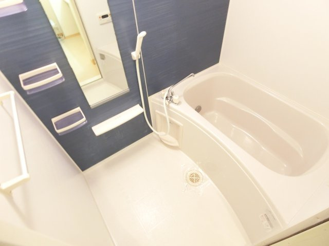 ガーデンハウスエアリーの浴室