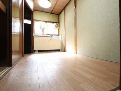 【居間・リビング】 | 酒井貸家