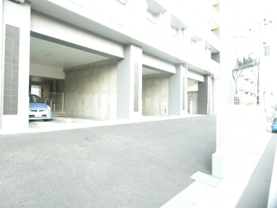 【駐車場】 | レジディア榴岡イースト棟
