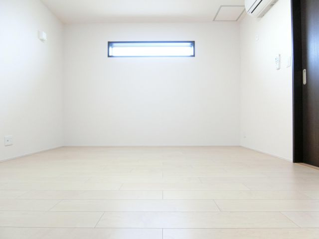 フジパレス奏の洋室