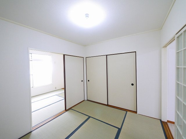 若草荘A棟の内装|きれいな内装です