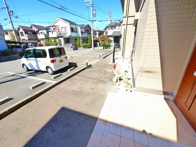 ビィラージュ一条Cのエントランス