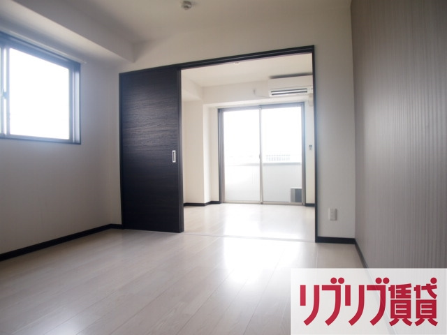 アンブラッセ要町の居間・リビング